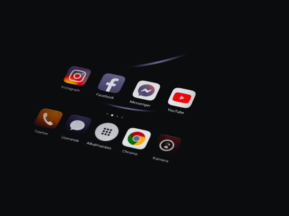 iphone screen showing icons with icons