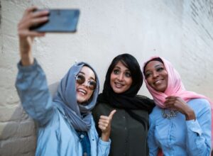 Find Out the Date and Time a Picture Was Captured on iPhone