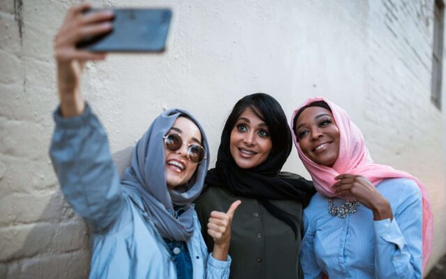 Find Out the Date and Time a Picture Was Captured on iPhone