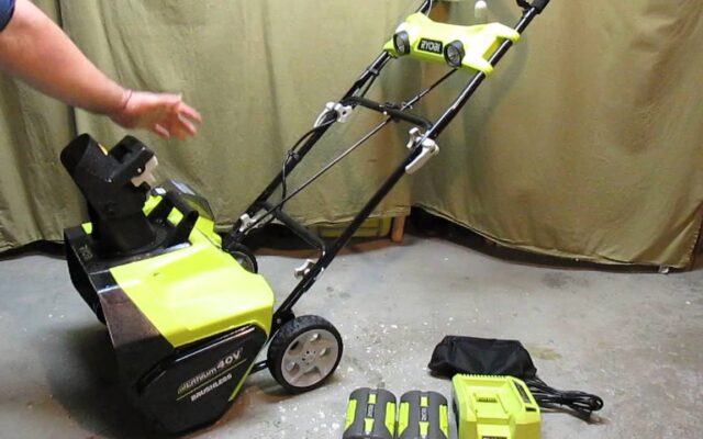 Cordless Snow Blowers