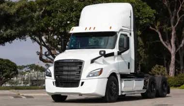 How Much Does a Semi-truck Weigh