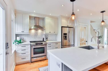 Cleaning Your Kitchen Backsplash